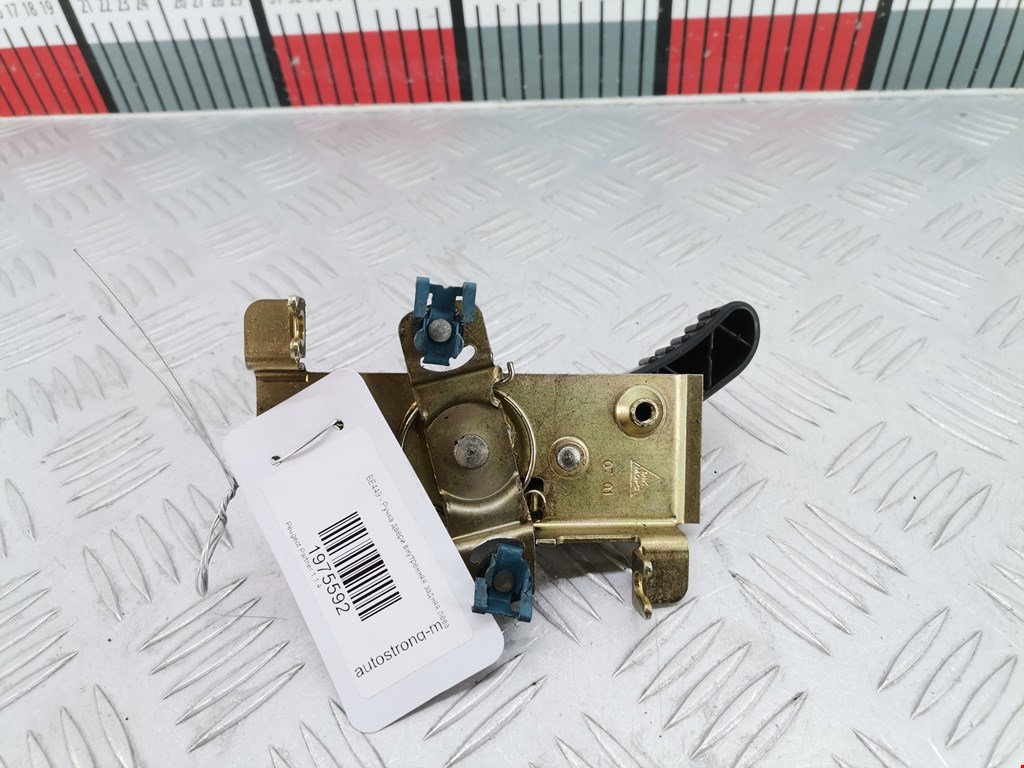 Ручка дверная задняя внутренняя левая PEUGEOT Partner 1996-2009