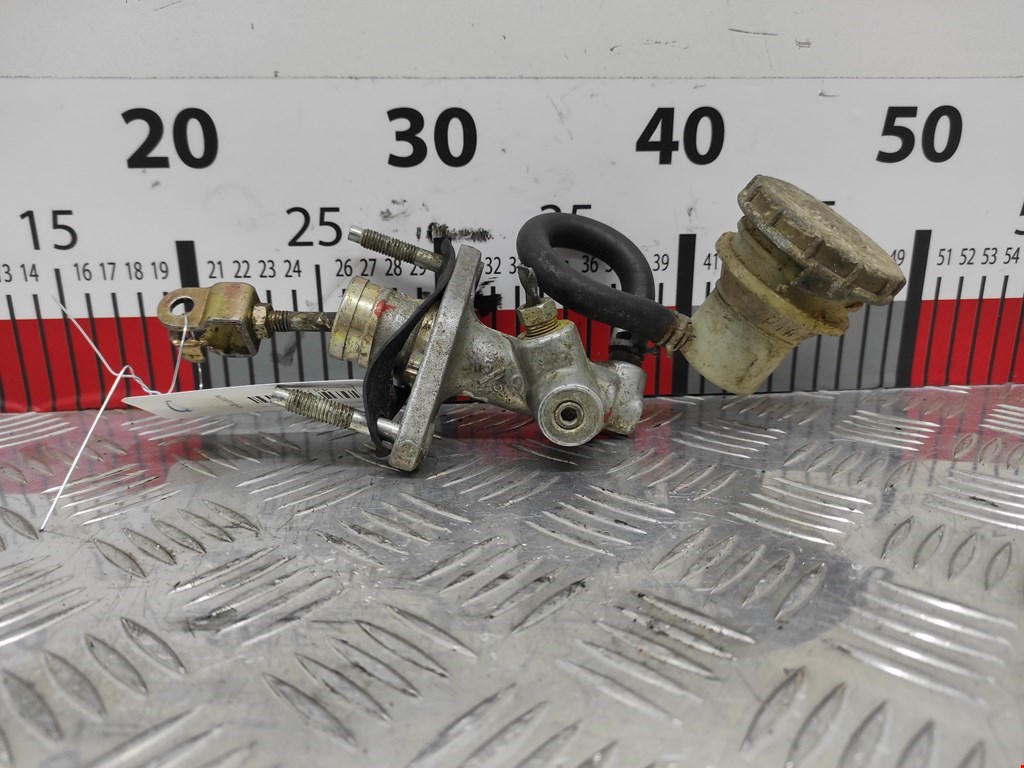 Цилиндр сцепления главный MITSUBISHI Pajero Sport 1998-2008