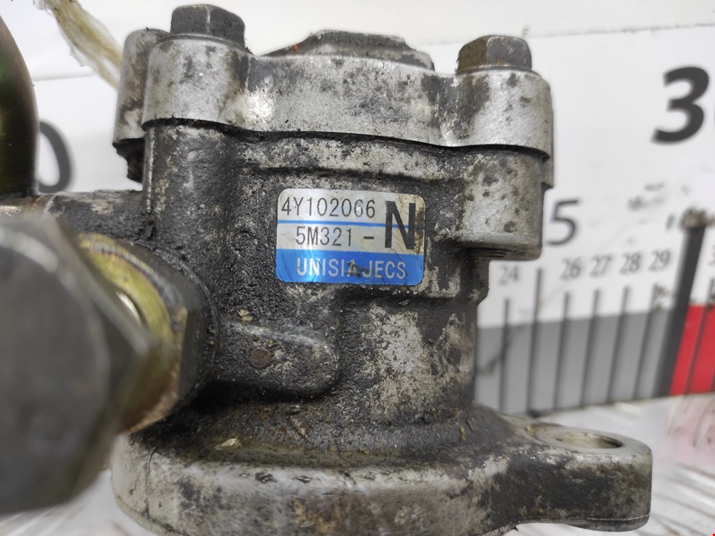 Насос гидроусилителя руля (ГУР) NISSAN Almera N16 2000-2006