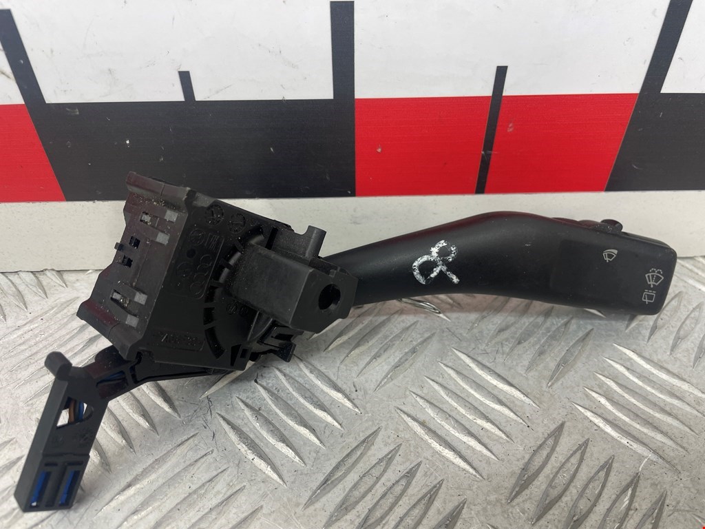 Переключатель стеклоочистителя VOLKSWAGEN Caddy III 2004-2015