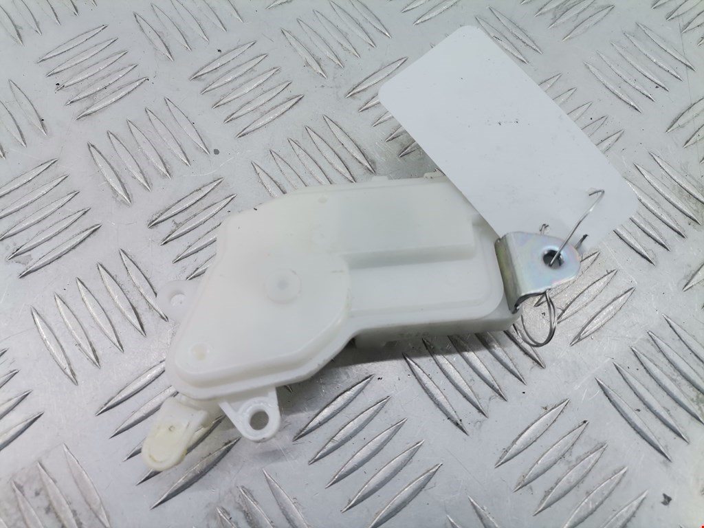 Активатор замка багажника NISSAN Note E12 2013-2020