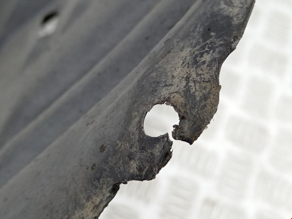 Локер (подкрылок) передний левый MITSUBISHI Pajero IV 2006-2022