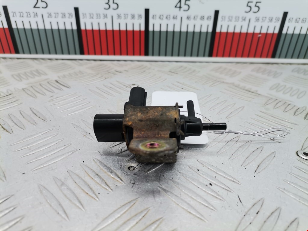 Клапан воздушного фильтра Ford Mondeo 3 (2000-2007)