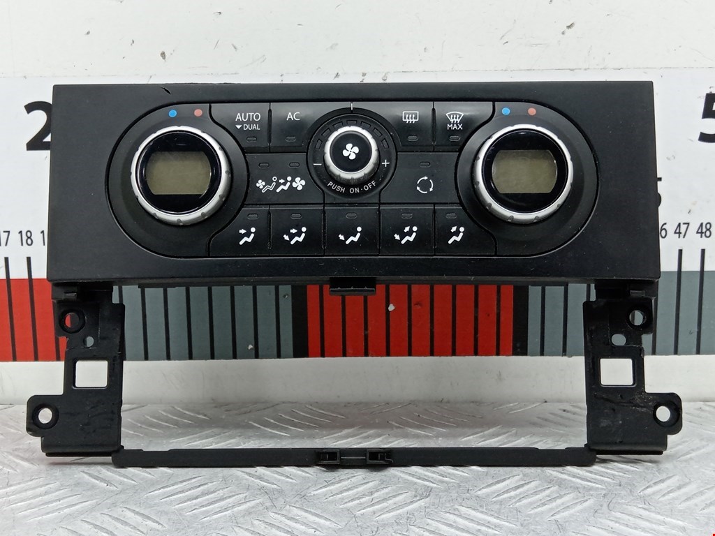 Блок управления климат-контроля Renault Koleos (2008-2016)