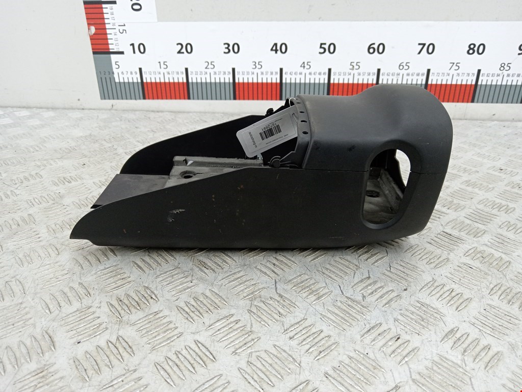 Кожух рулевой колонки VOLKSWAGEN Passat B6 2005-2011