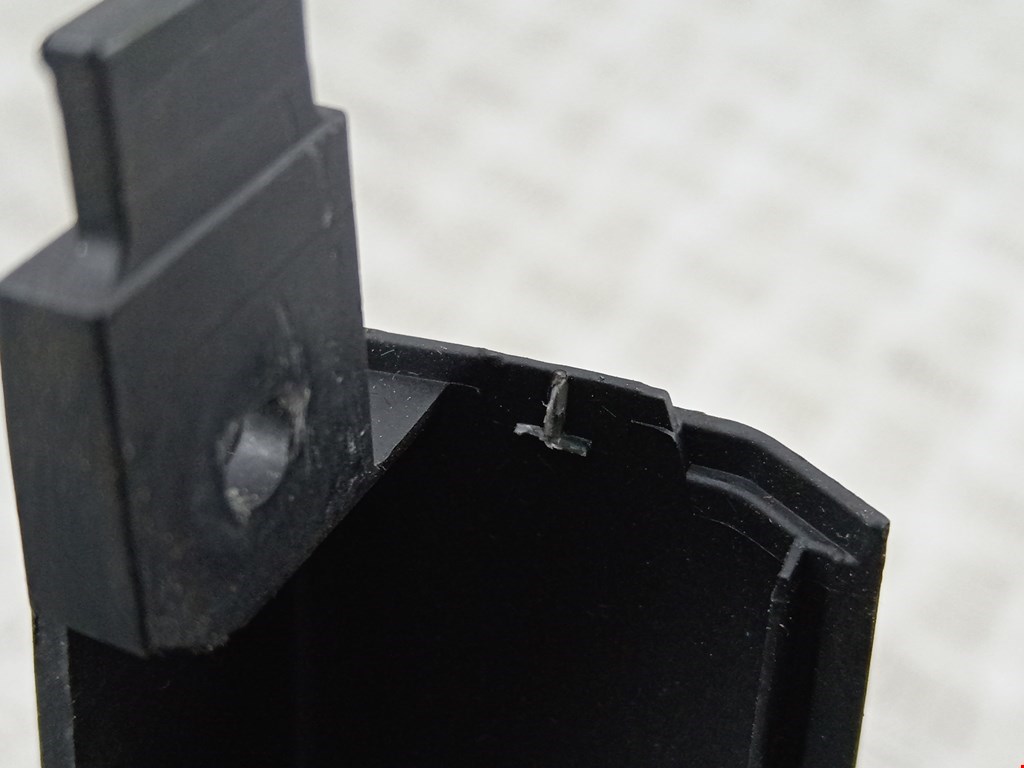 Кожух рулевой колонки VOLKSWAGEN Passat B6 2005-2011