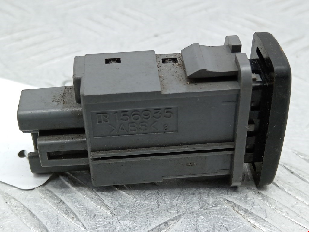 Кнопка включения полного привода TOYOTA Land Cruiser Prado 120 2002-2009