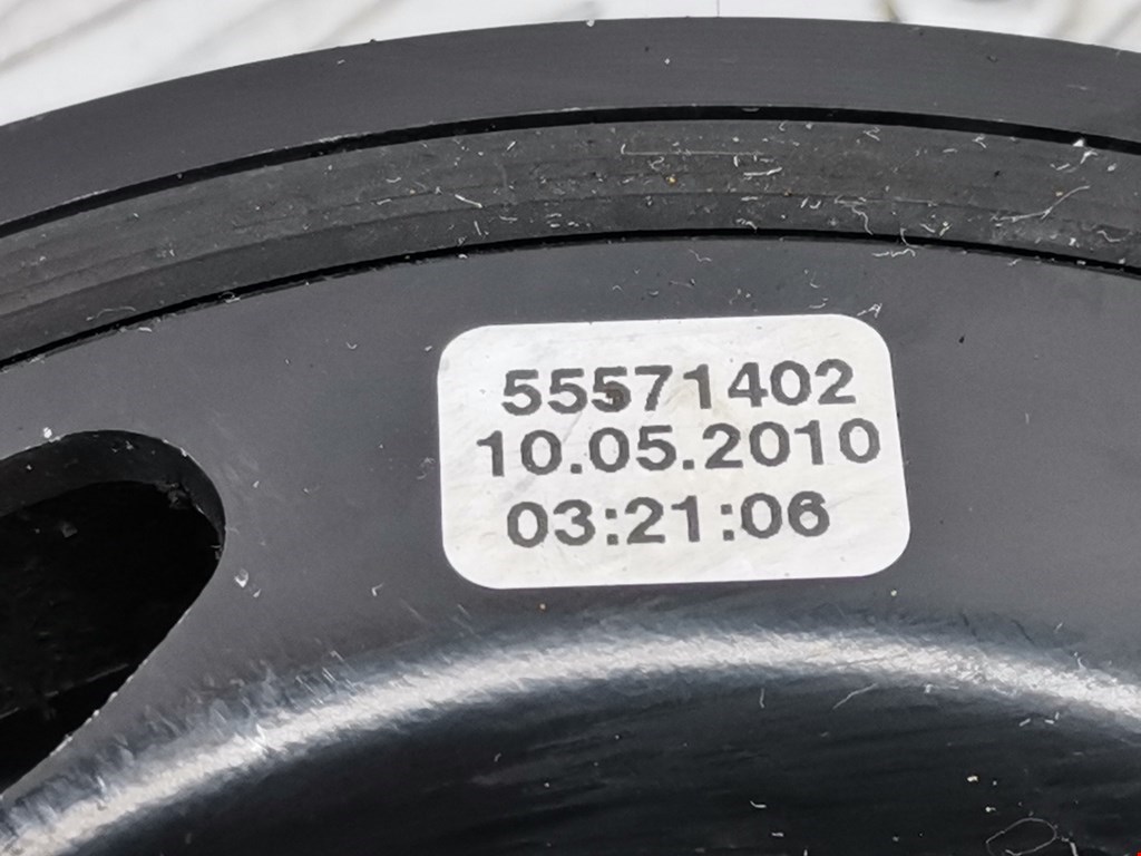 Шестерня коленвала (шкив) OPEL Corsa D 2006-2014