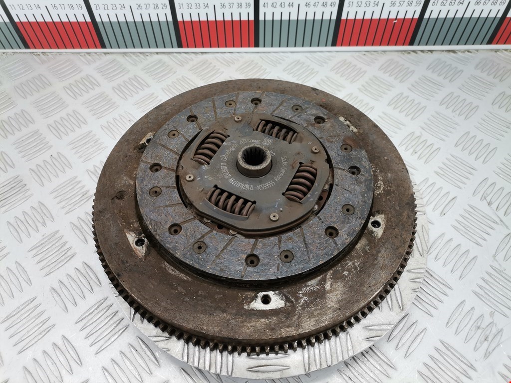Маховик (демпфер сцепления) OPEL Corsa D 2006-2014