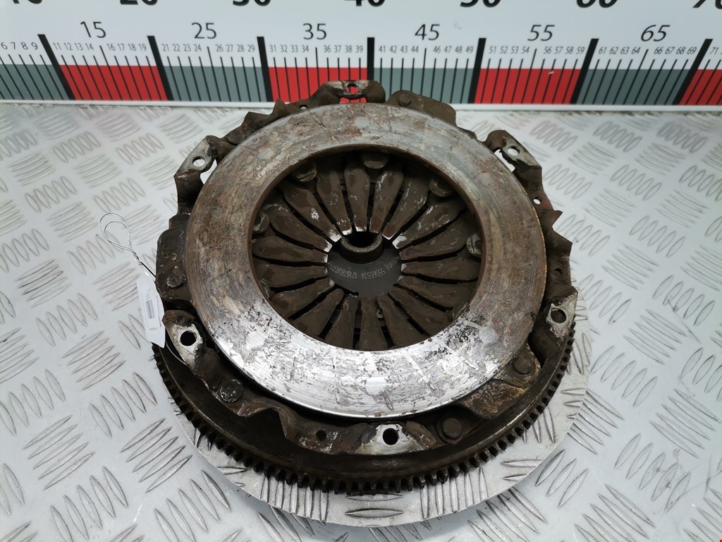 Маховик (демпфер сцепления) OPEL Corsa D 2006-2014