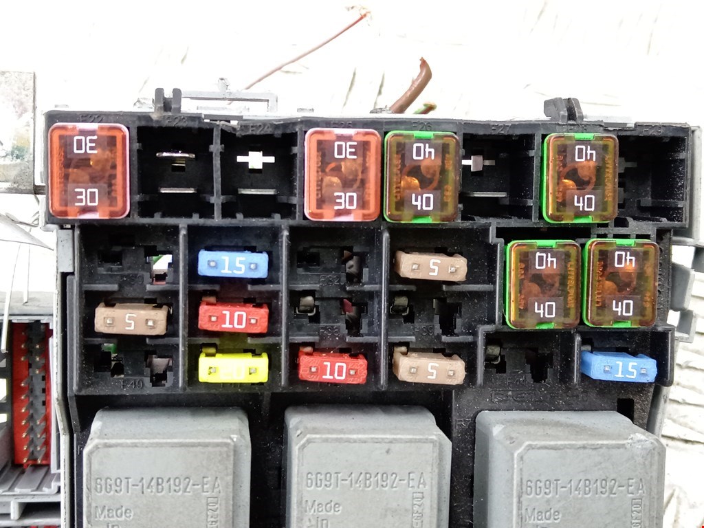 Датчик уровня в бачок омывателя FORD Mondeo IV 2007-2015