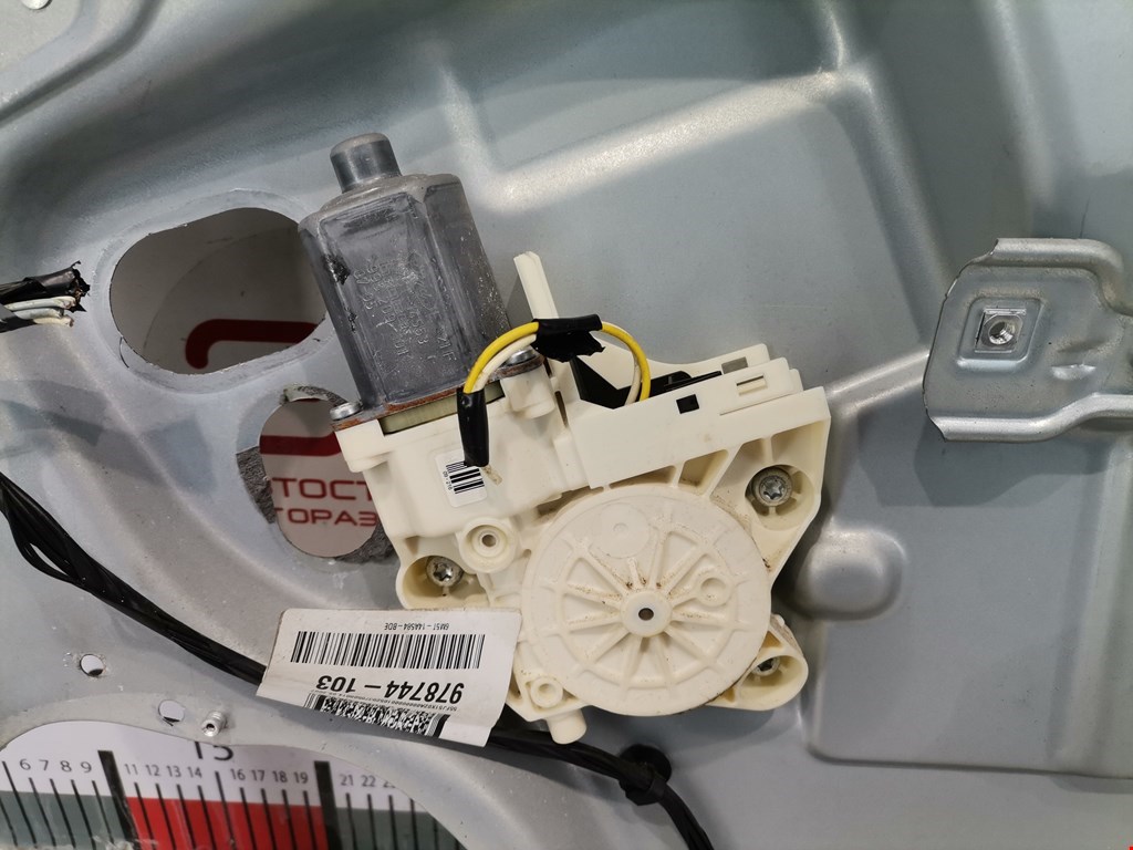 Стеклоподъемник передний правый FORD Focus II 2005-2011