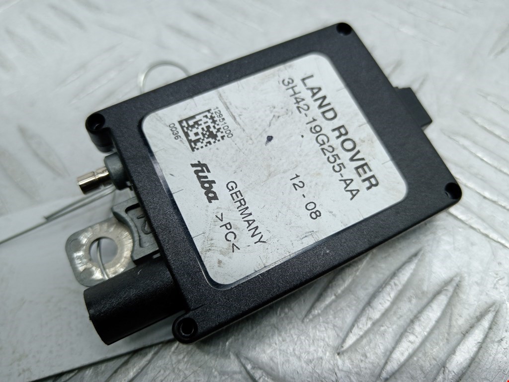 Усилитель антенны LAND ROVER Range Rover 2002-2012
