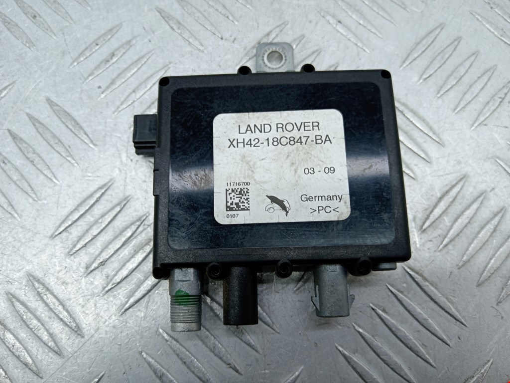 Усилитель антенны LAND ROVER Range Rover 2002-2012