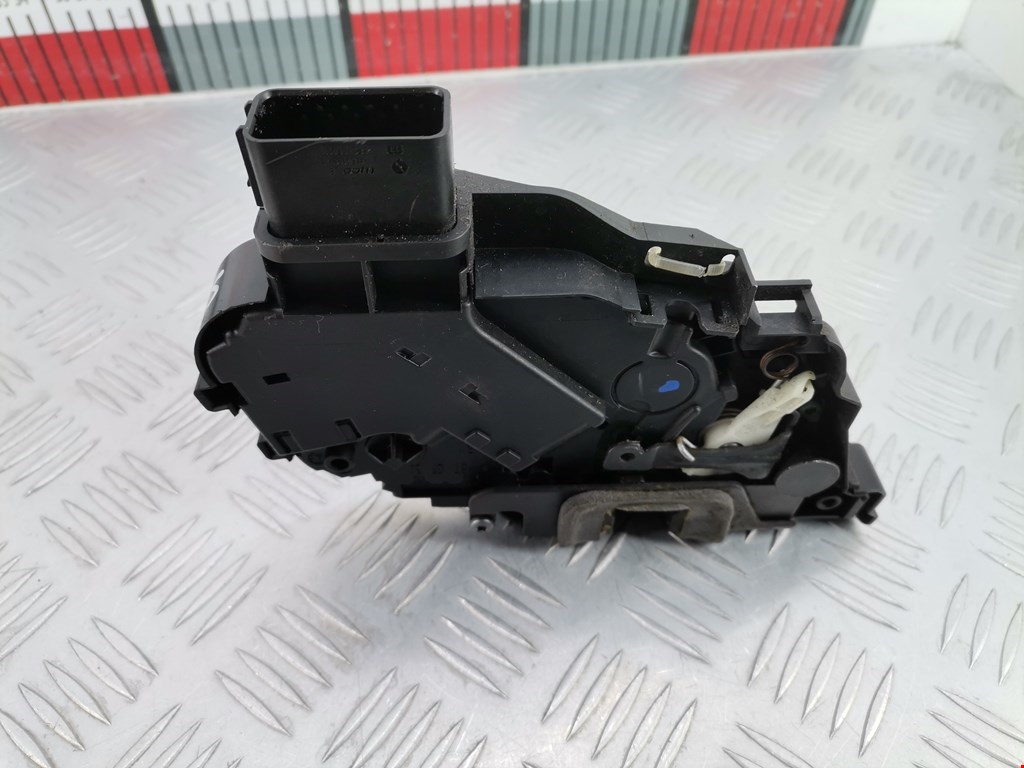 Замок двери передней правой LAND ROVER Freelander II 2006-2014