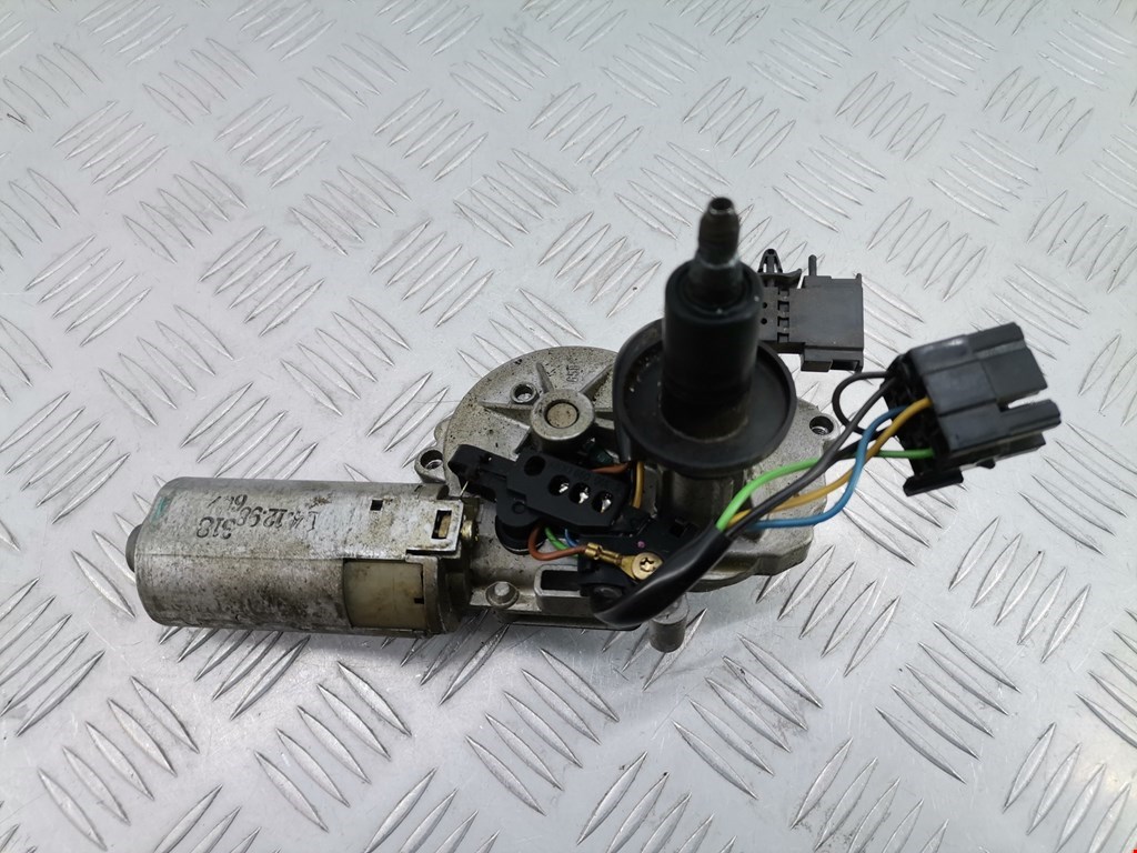 Моторчик стеклоочистителя задний MERCEDES-BENZ E-Class W210, S210 1995-2002