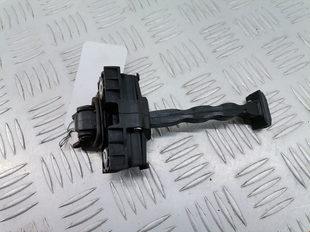 Ограничитель открывания двери SKODA Rapid 2012-2020