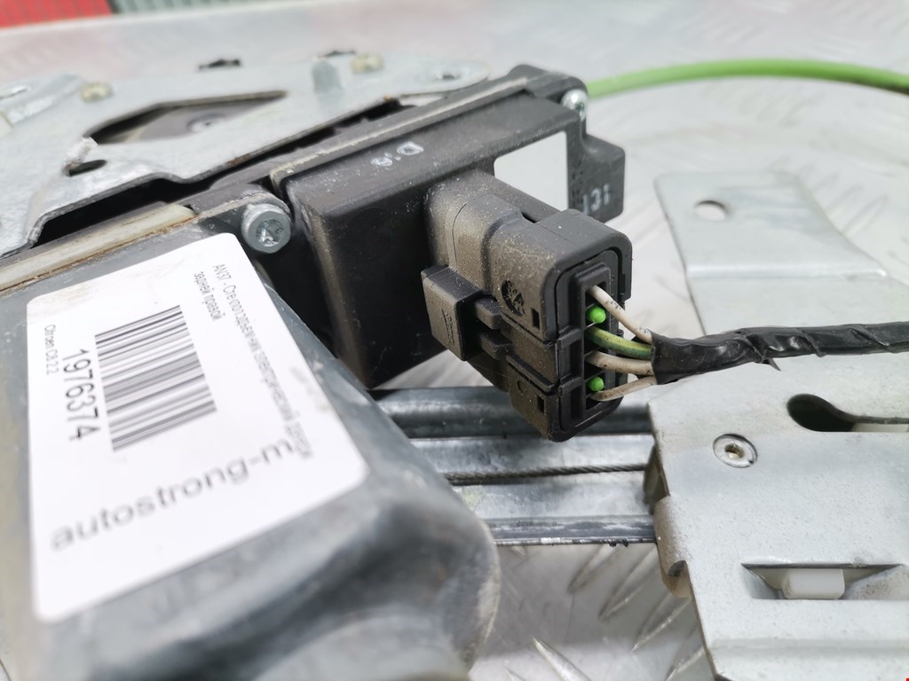 Стеклоподъемник задний правый CITROEN C8 2002-2014