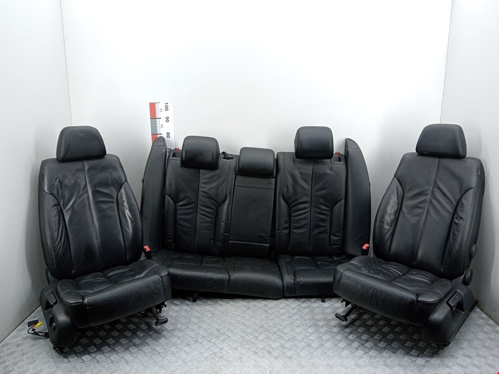 Комплект (К-кт) сидений VOLKSWAGEN Passat B6 2005-2011