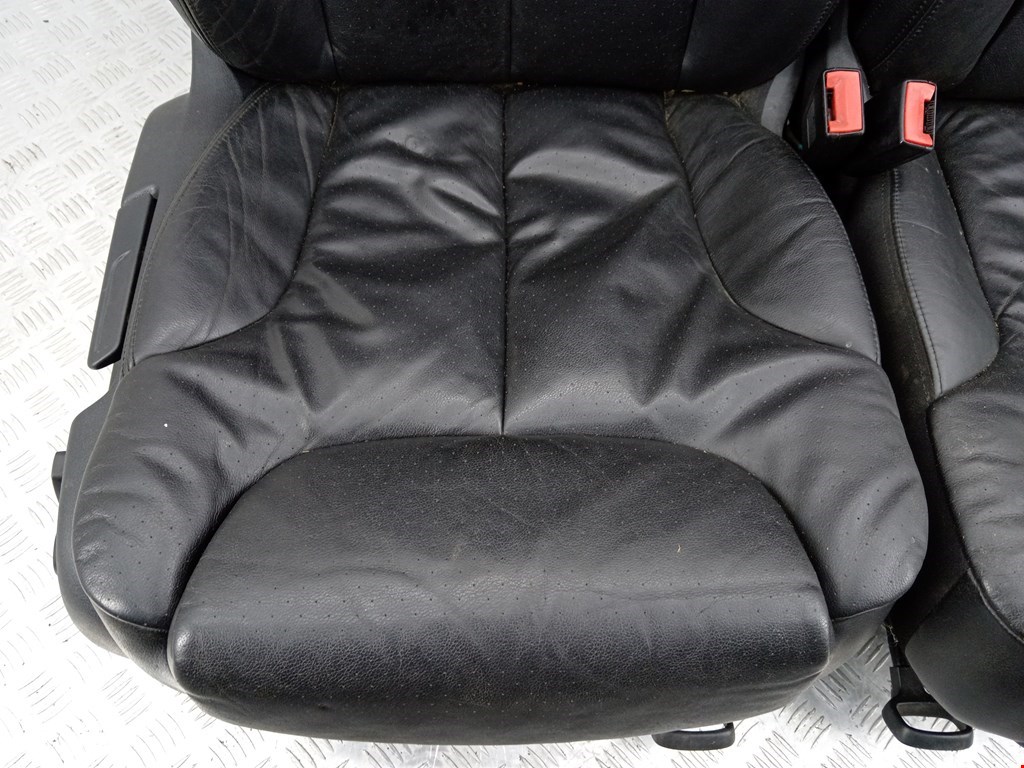 Комплект (К-кт) сидений VOLKSWAGEN Passat B6 2005-2011