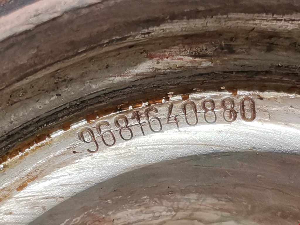 Шестерня коленвала (шкив) PEUGEOT 5008 2009-2016