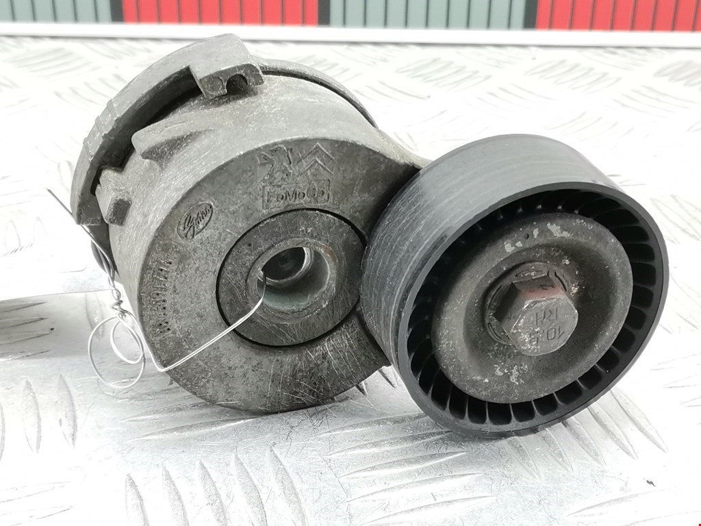 Натяжитель ремня генератора (приводного поликлинового ремня Peugeot 5008 (2009-2013)