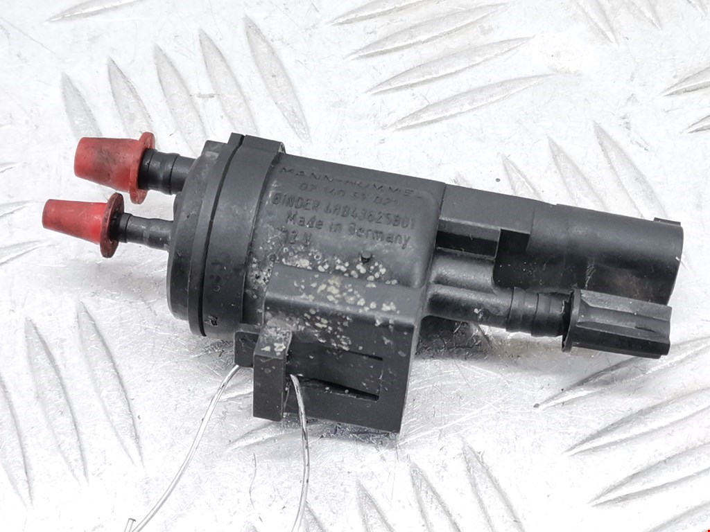 Клапан воздушного фильтра Opel Astra H (2004-2014)