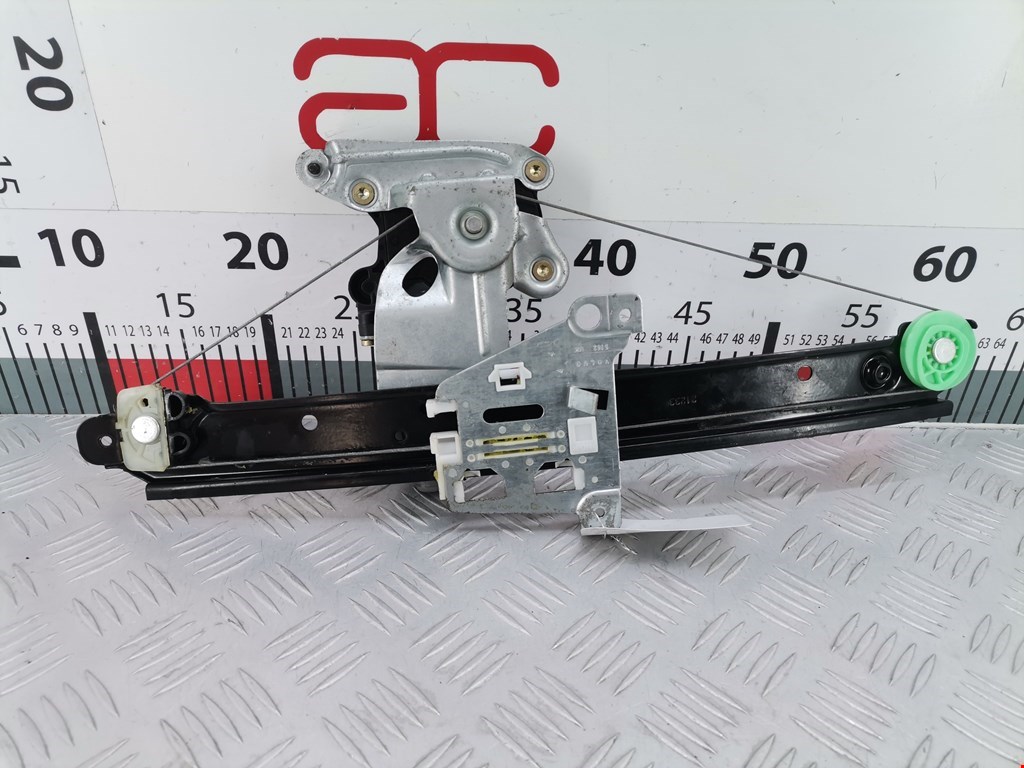 Стеклоподъемник задний правый VOLVO V70 II 2000-2007