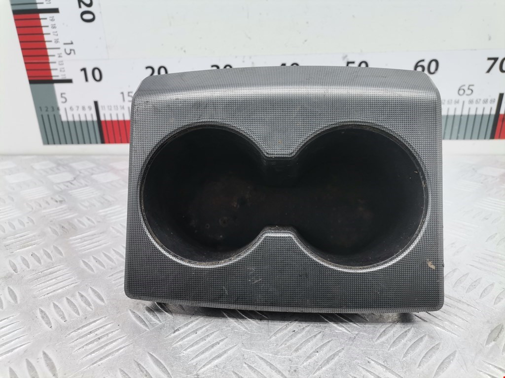 Подстаканник MITSUBISHI Pajero IV 2006-2022