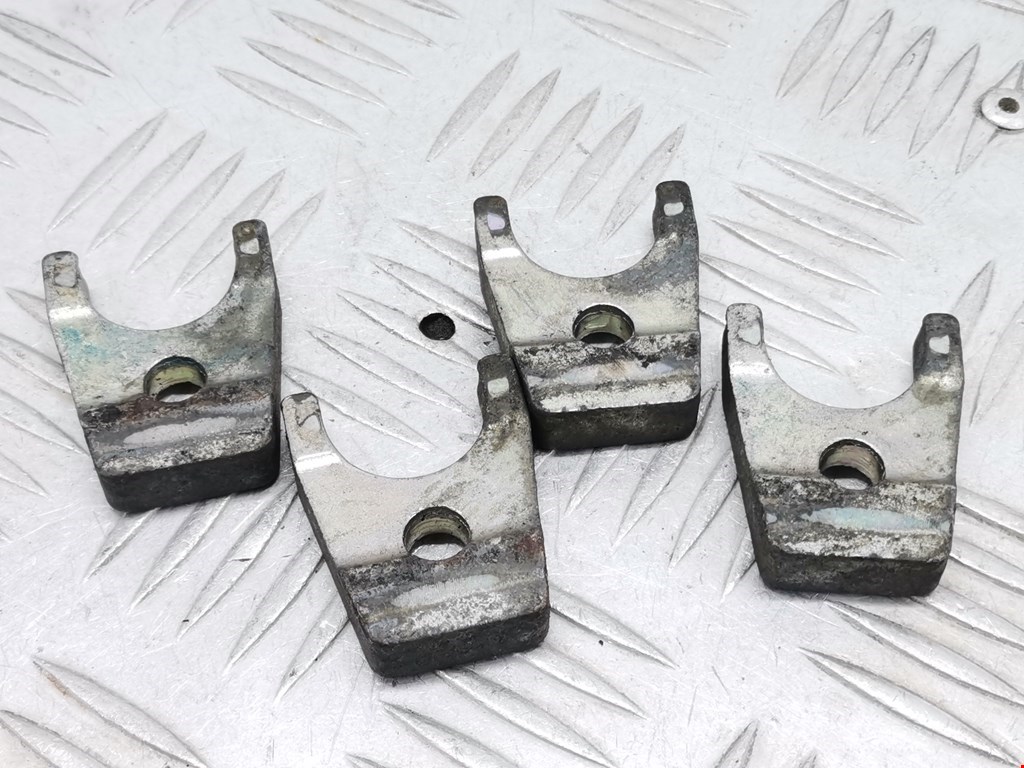 Кронштейн форсунки VOLVO V40 I 1995-2004