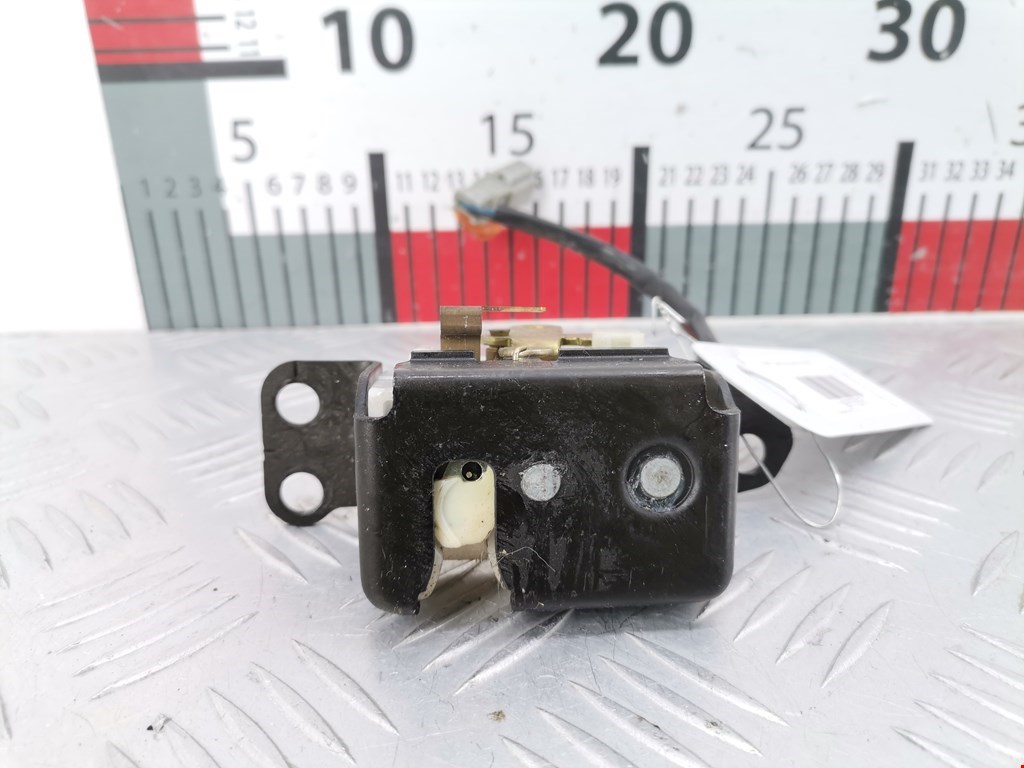 Замок багажника (крышки двери) HONDA CR-V II 2002-2007