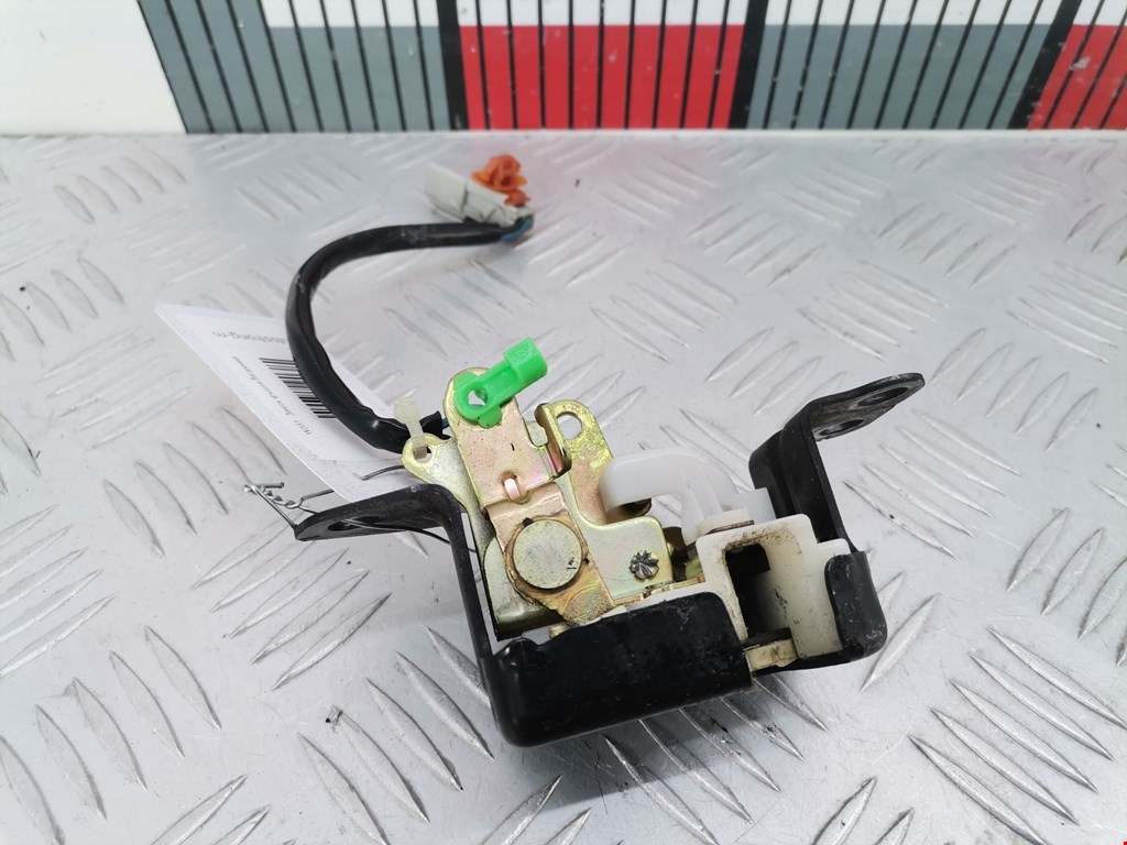 Замок багажника (крышки двери) HONDA CR-V II 2002-2007