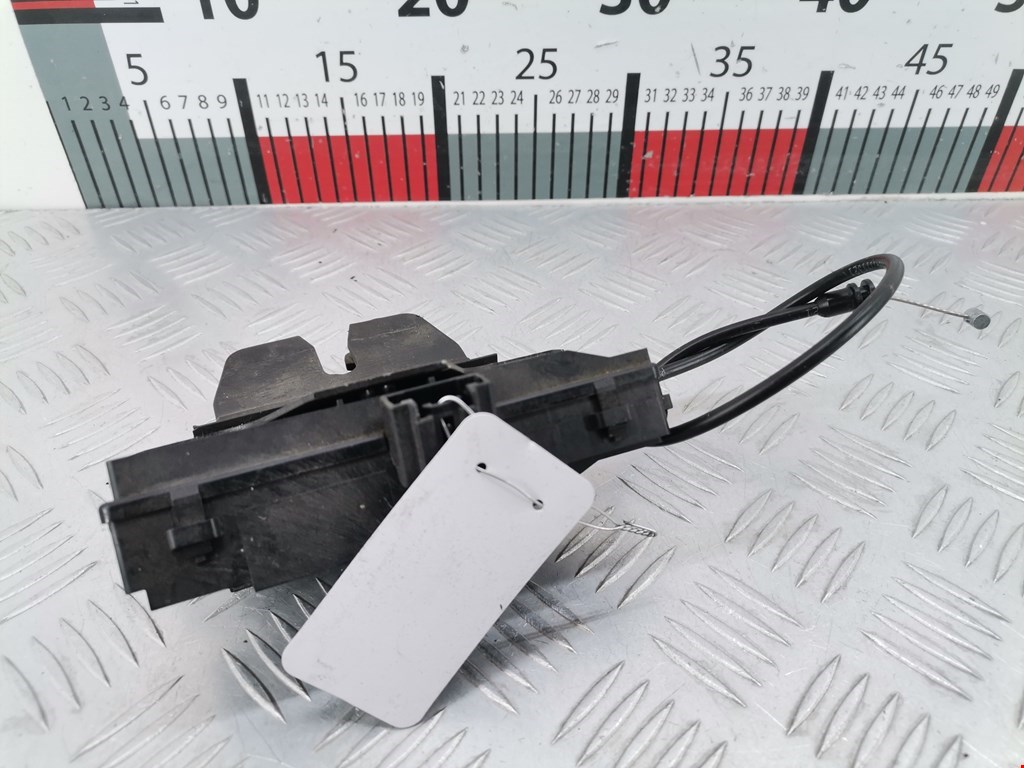 Замок багажника (крышки двери) FORD C-MAX 2003-2010