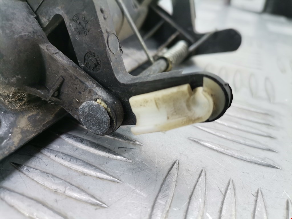 Ручка двери передней наружная правая CHRYSLER Sebring I FJ JX 1995-2000