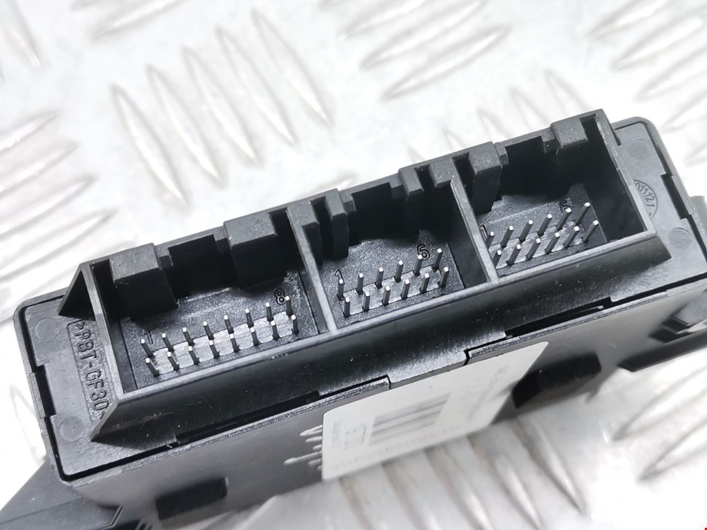 Блок управления парктрониками VOLKSWAGEN Passat B7 2011-2015