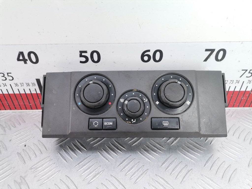 Блок управления климат-контроля Land Rover Discovery 3 (2004-2009)