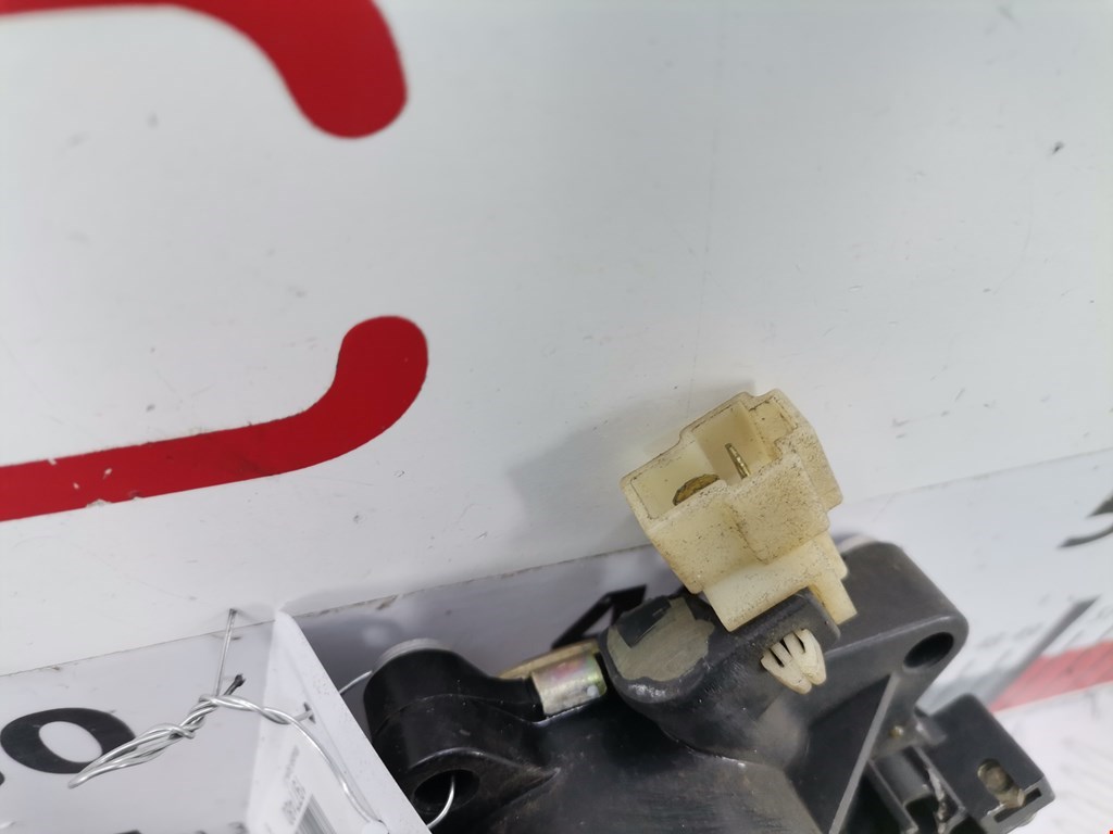 Стеклоподъемник задний левый MITSUBISHI Sigma 1990-1996