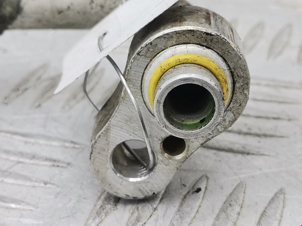 Трубка кондиционера MITSUBISHI Space Star 1999-2006