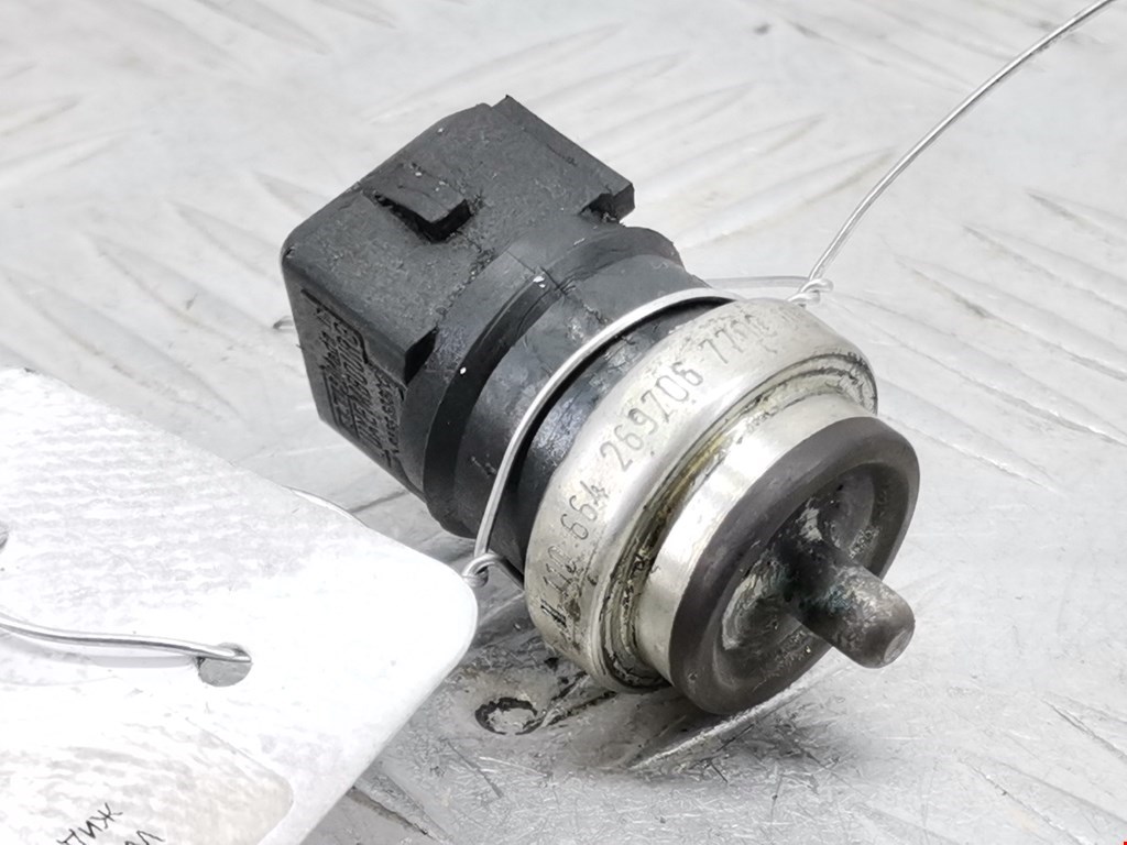 Датчик температуры (охлаждающей жидкости) RENAULT Megane II 2002-2009