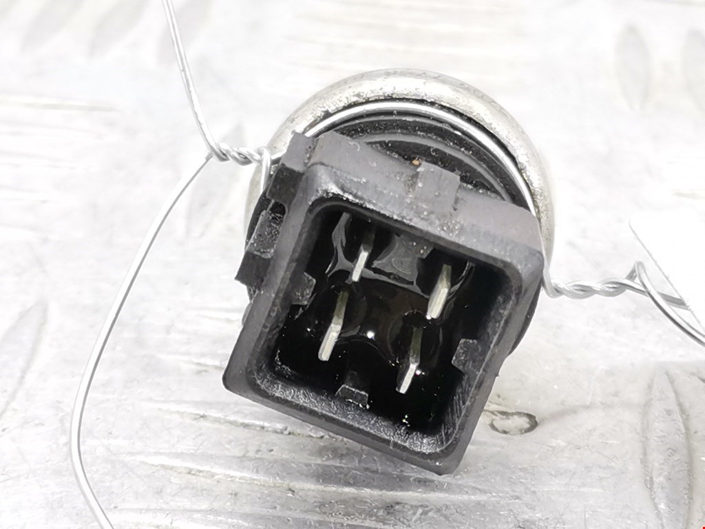 Датчик температуры (охлаждающей жидкости) RENAULT Megane II 2002-2009