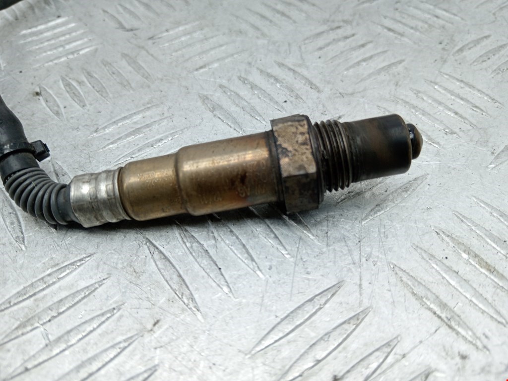 Датчик кислородный lambdasond VOLKSWAGEN Passat B7 2011-2015