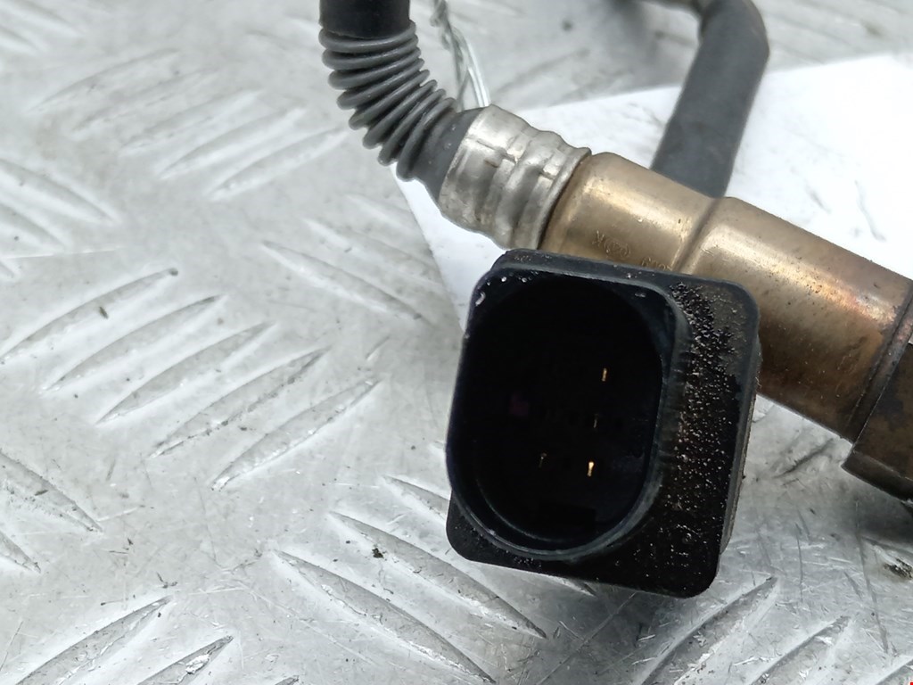 Датчик кислородный lambdasond VOLKSWAGEN Passat B7 2011-2015