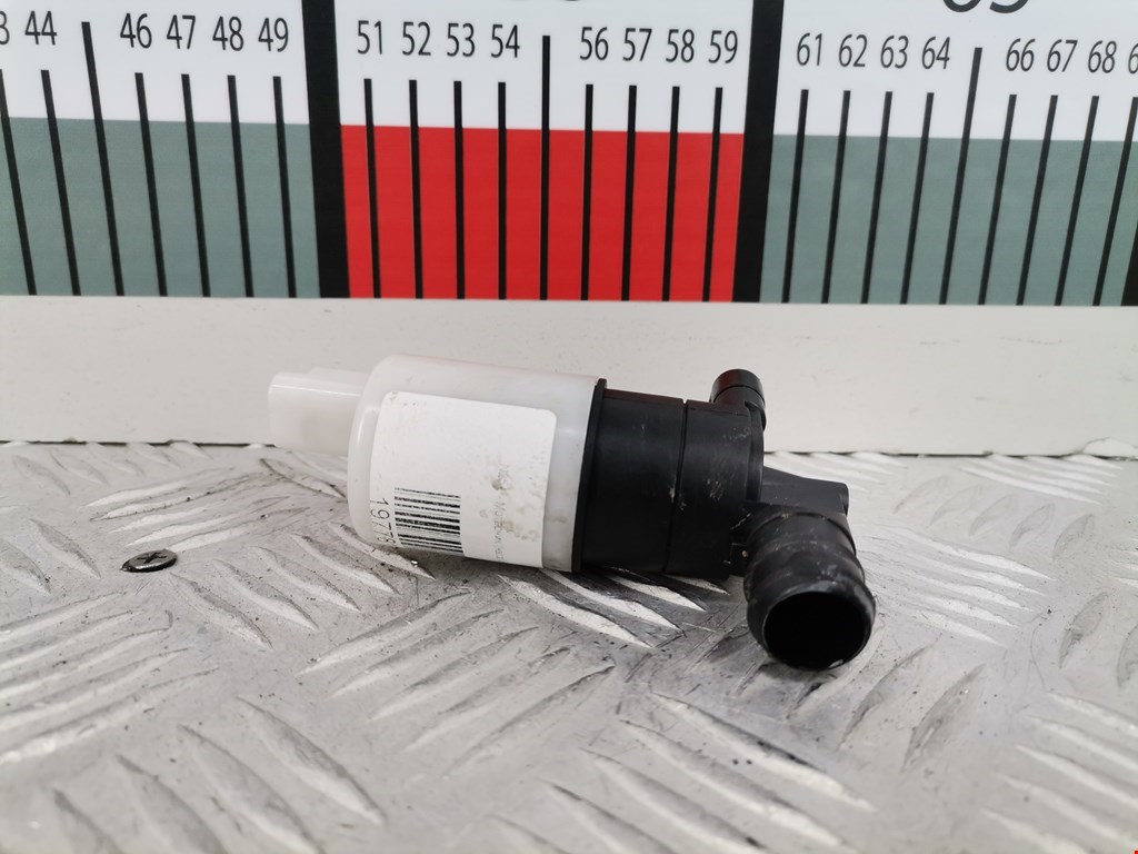 Насос (моторчик) омывателя Citroen C5 1 (2000-2008)