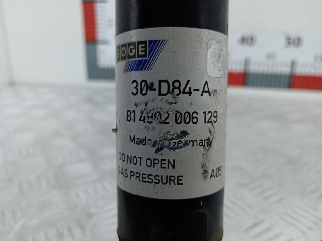 Амортизатор задний правый VOLKSWAGEN Passat B6 2005-2011