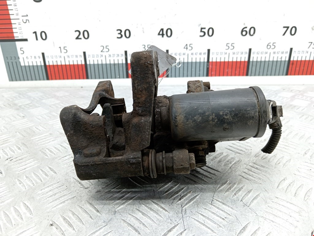 Суппорт задний правый VOLKSWAGEN Passat B6 2005-2011