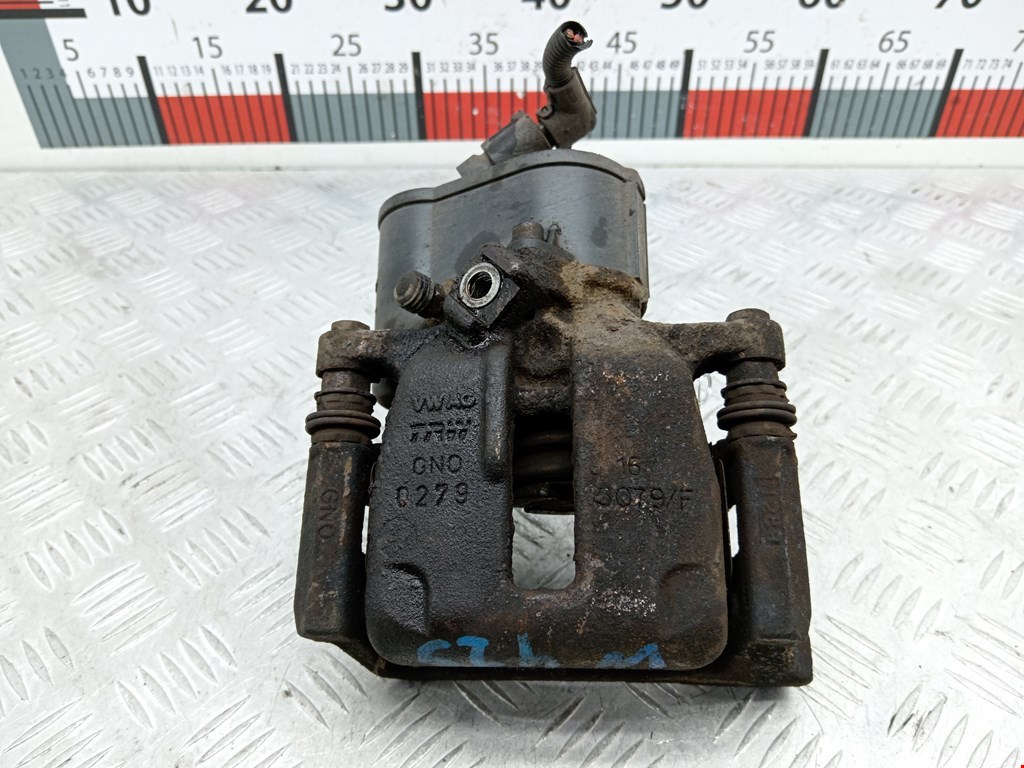 Суппорт задний правый VOLKSWAGEN Passat B6 2005-2011