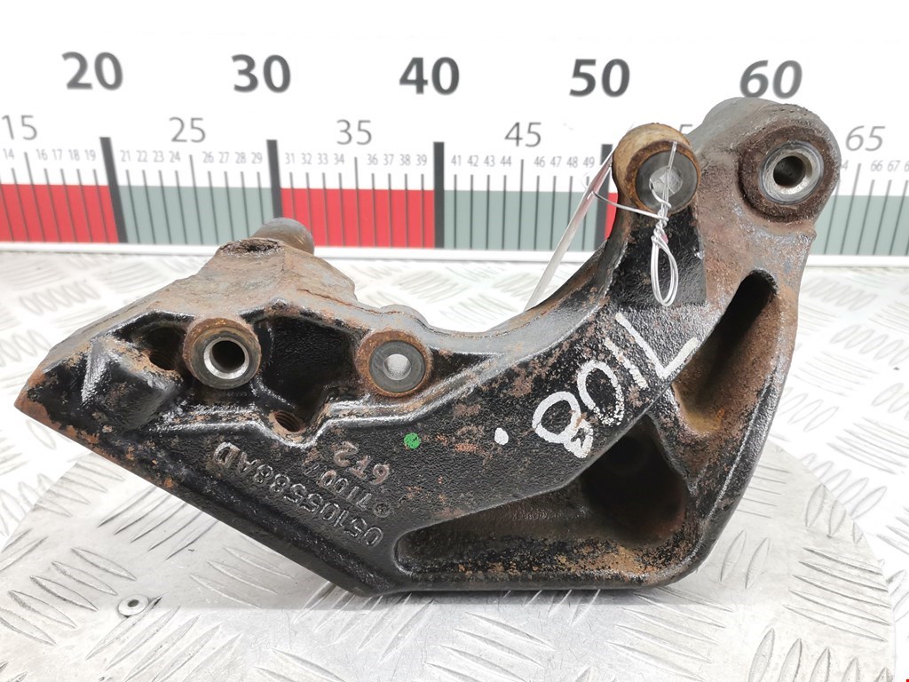 Кронштейн (крепление лапа) двигателя Jeep Patriot (MK) (2006-2016)