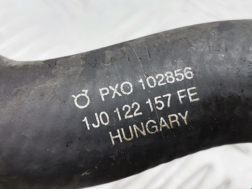 Патрубок SKODA Fabia MK2 5J 2007-2014