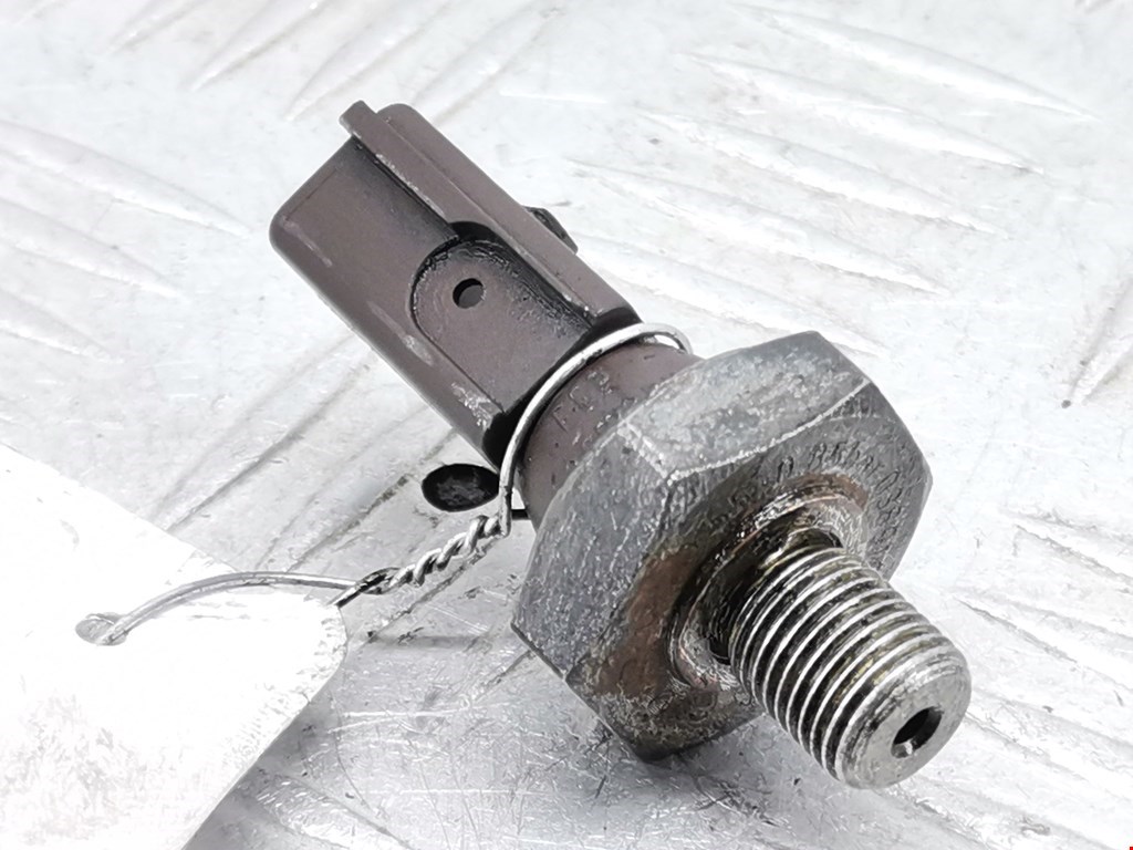 Датчик давления масла Skoda Fabia 2 (5J) (2007-2014)