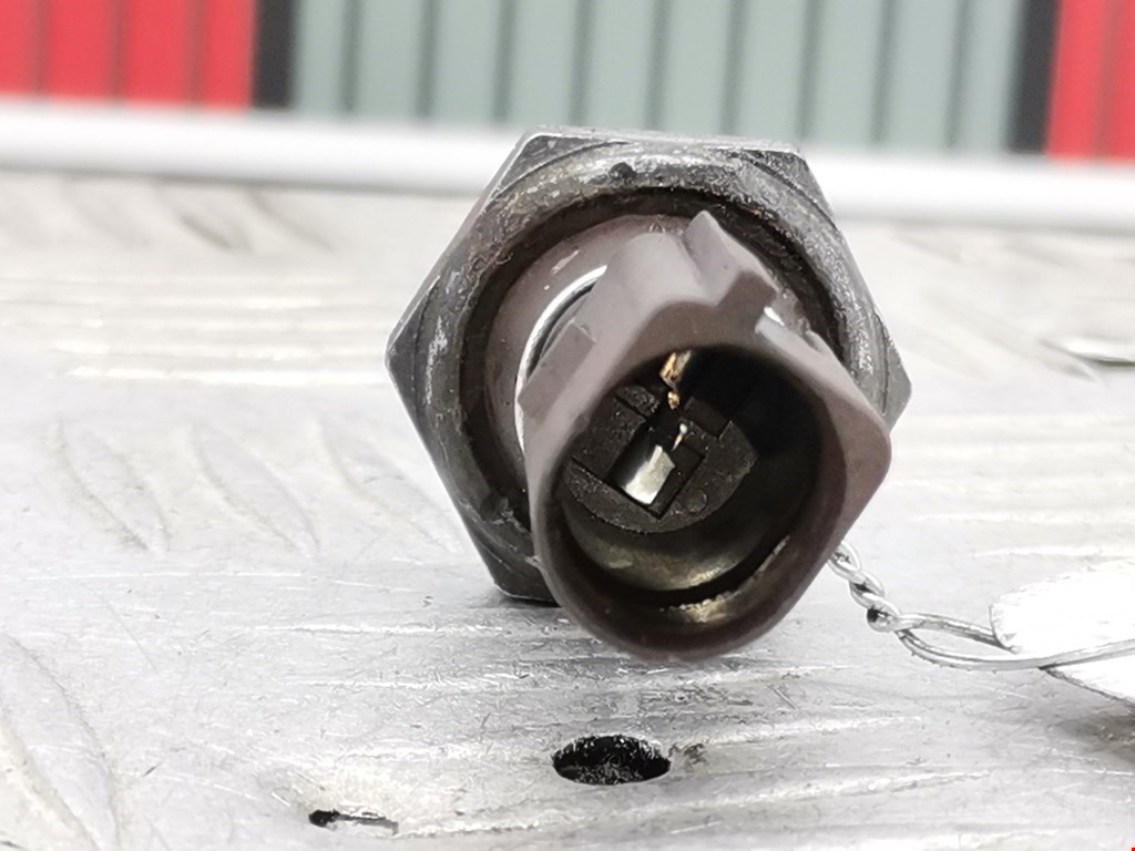 Датчик давления масла SKODA Fabia MK2 5J 2007-2014